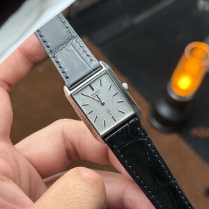 Vintage 1985 Seiko 4130-5010 Unisex Watch
[Very Good Condition]